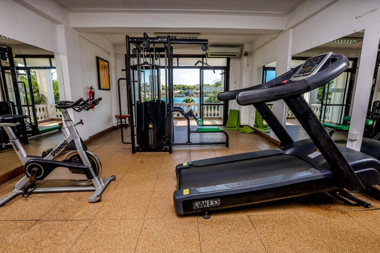 Cityblue Creekside Hotel & Suites Момбаса Екстер'єр фото