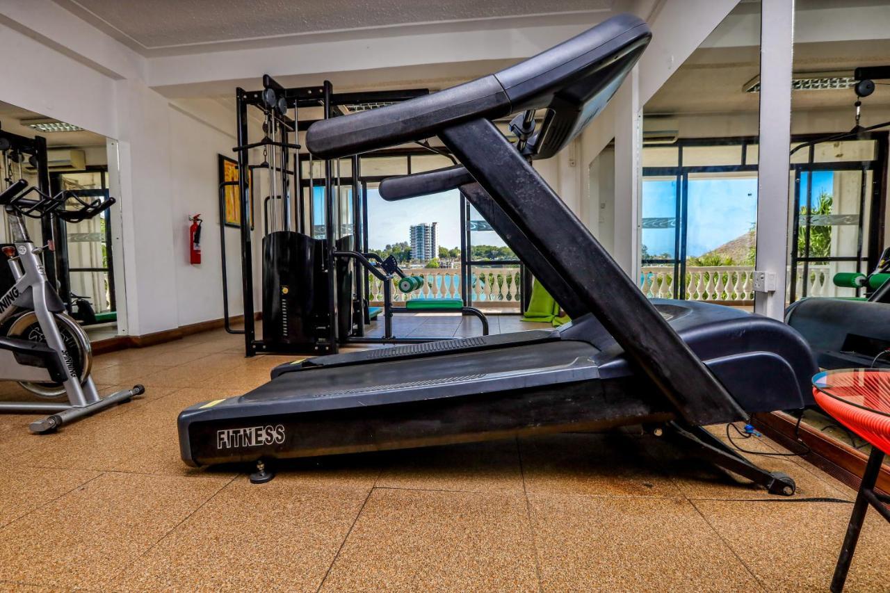 Cityblue Creekside Hotel & Suites Момбаса Екстер'єр фото